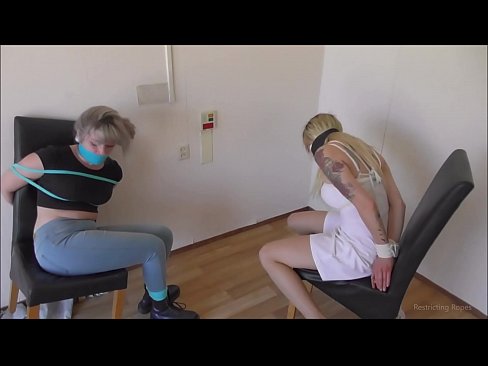 ❤️ Závislá / zviazaná a s roubíkom / dievča v núdzi Tvrdé porno na sk.trysex.ru ️❤
