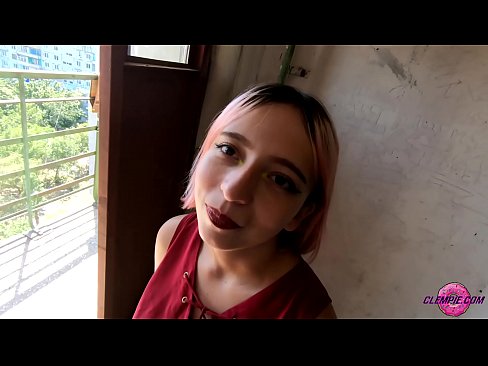 ❤️ Študentka zmyselne fajčí cudzinca vo vnútrozemí - strieka mu na tvár Tvrdé porno na sk.trysex.ru ️❤